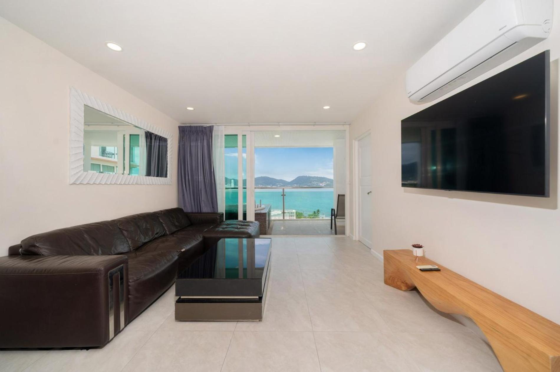 Private Sea View With Jacuzzi At Baycliff Patong